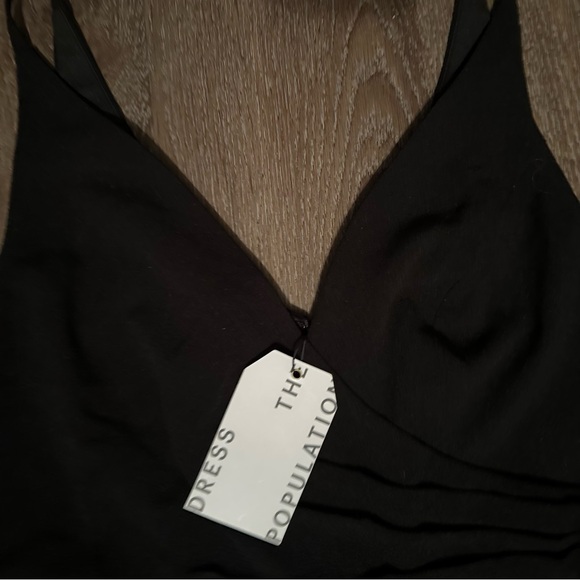 Anita Crepe Cocktail Dress
Dress the Population black size L Large - Picture 9 of 10